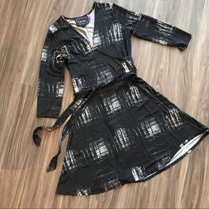Leota wrap dress-size small